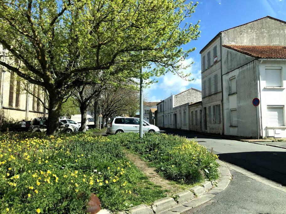 T2 Meuble Pour Curistes, Vacanciers Et Stagiaires Rochefort  Exterior photo
